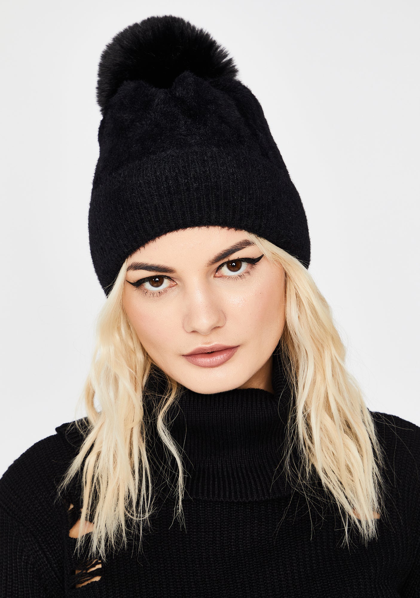 Cold Soul Pom Beanie – Dolls Kill