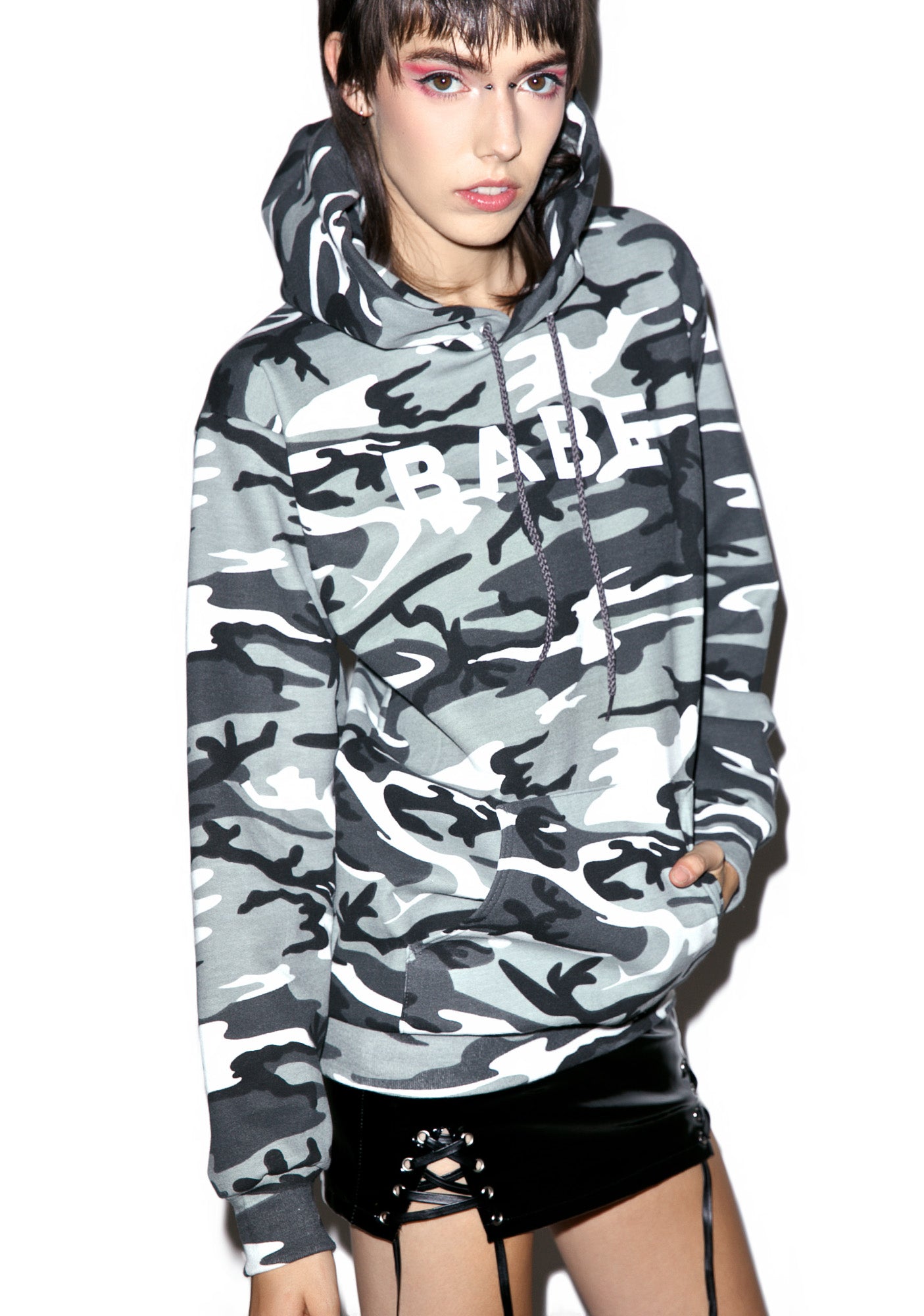 Babe Camo Hoodie – Dolls Kill