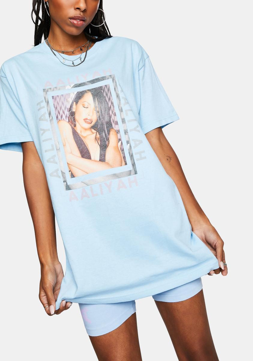 Cross Colours Aaliyah Hug T-Shirt – Dolls Kill