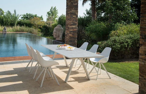 Remarkable Outdoor Living: Neverland Dining Table