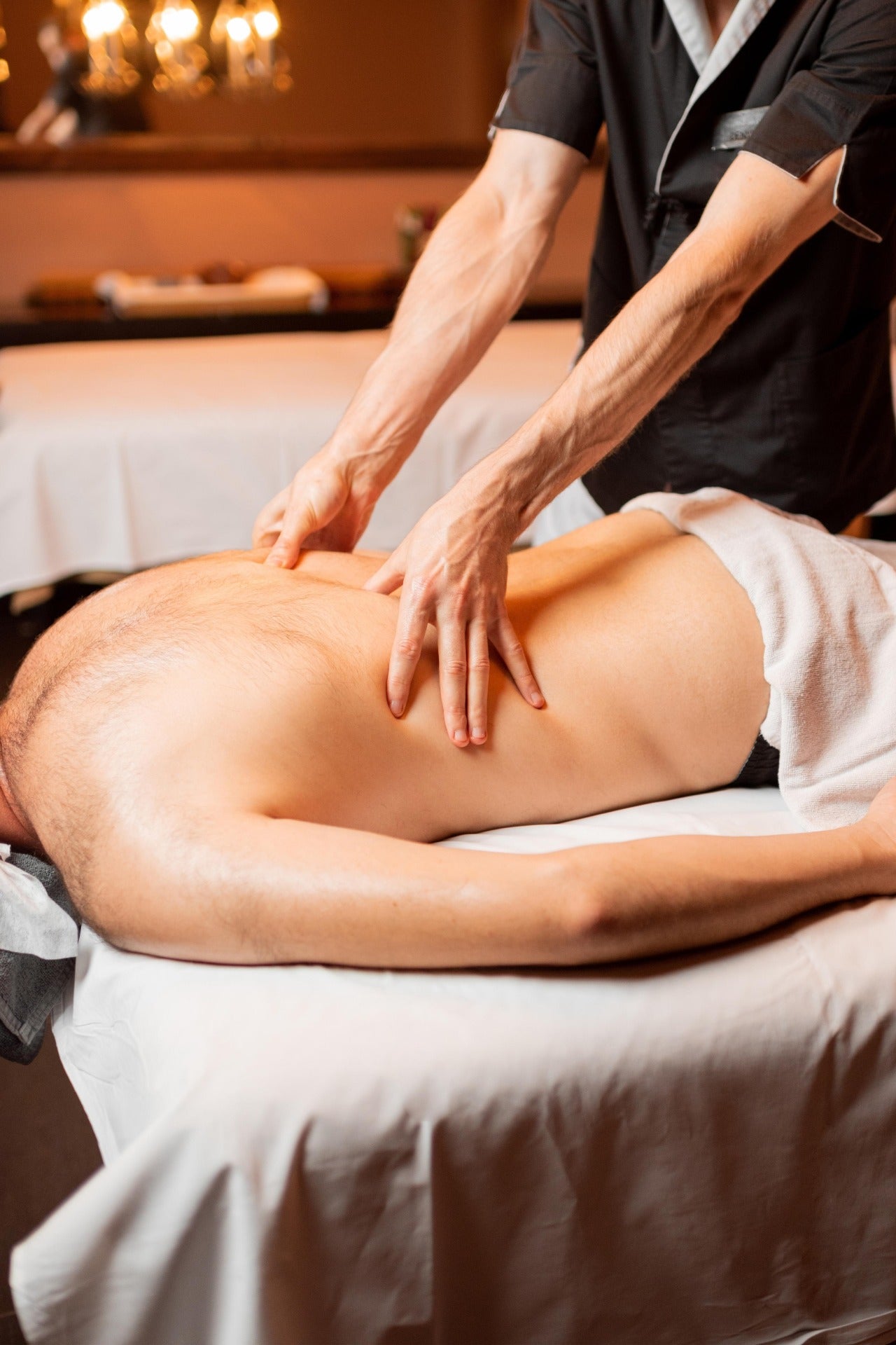 Massage deep tissue 1-CFMAG