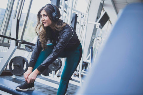 woman getting ready to workout