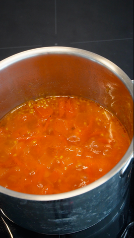 Tomato broth boiling