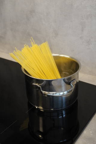 Spaghetti in a pot