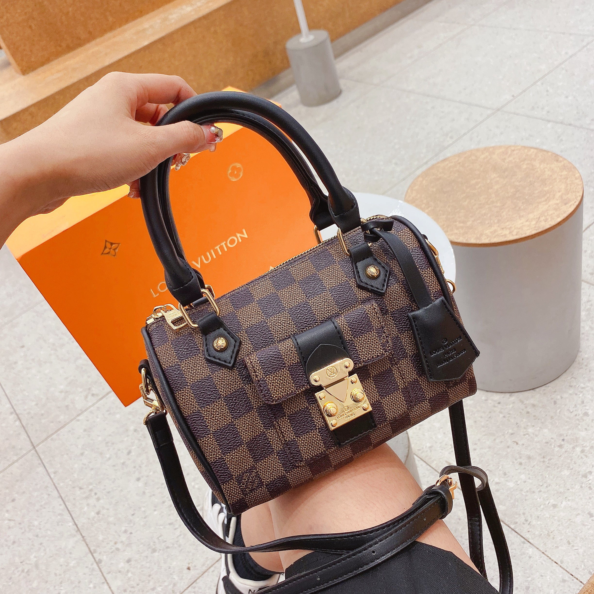 Louis Vuitton Pillow Bag Shoulder Bag Leather Chain Bag Lady Handbags Tote Bag Crossbody Satchel LV 