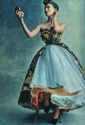 Chrisitan Dior dress photo by Irving Penn