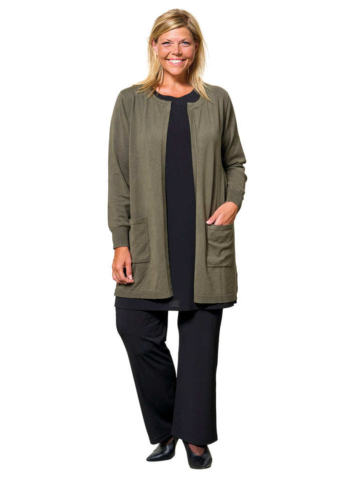 Lang cardigan fra Sandgaard. - army