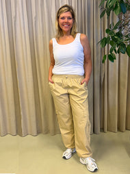 Fjendtlig Kronisk Gennemvæd Bukser til kvinder med former » Se udvalg af plus size bukser