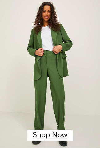 Green Blazer A/W 2022 Trends