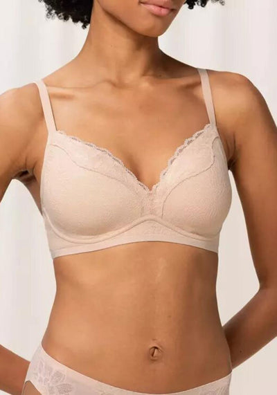 Triumph Essential Minimizer W X Bra in Natural