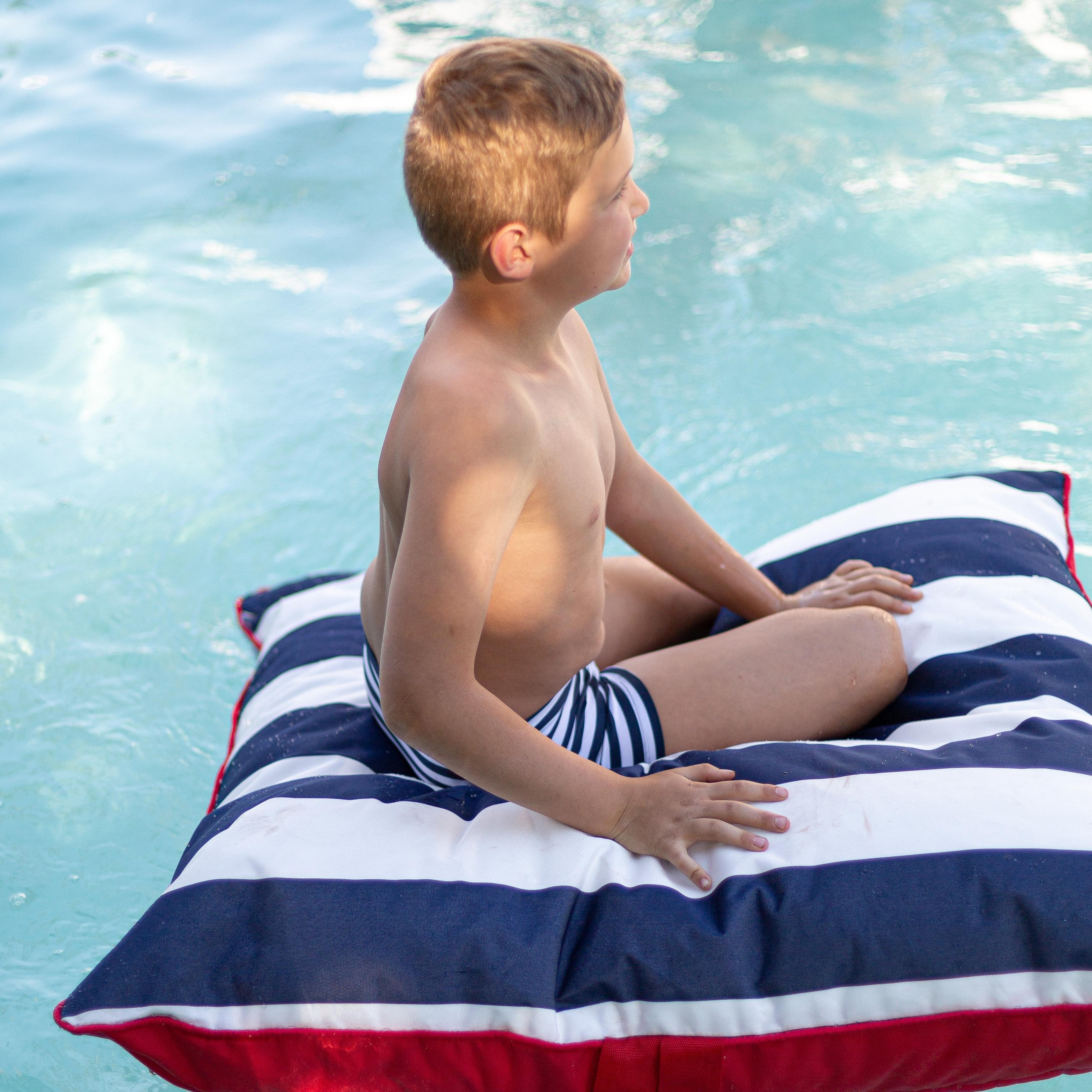 pool lounger pillows