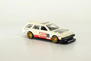 Minicar 1/64 NISSAN MAXIMA DRIFT CAR MOTUL #68 (Ivory x Red) "Hot Wheels HW WAGONS" [HCT17-M7C5] - SoccerClubShop