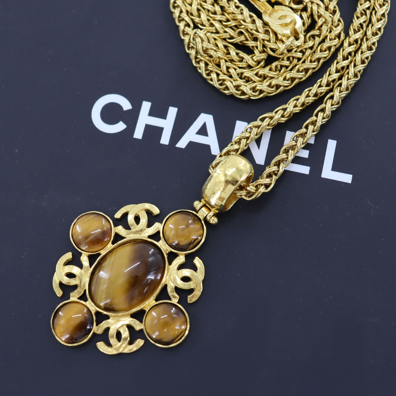 Second Hand Chanel VintageChanelPearl Chain NecklaceNecklaceGold  Fashion  eBay