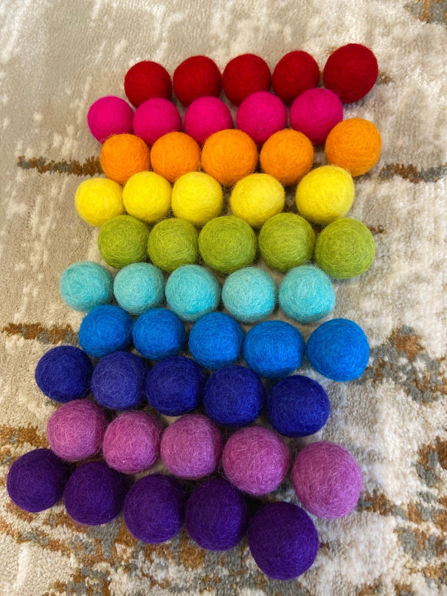 2.5cm MULTI COLOURS Felt Balls 100.Wool Mix Assorted.Pom poms Wholesale