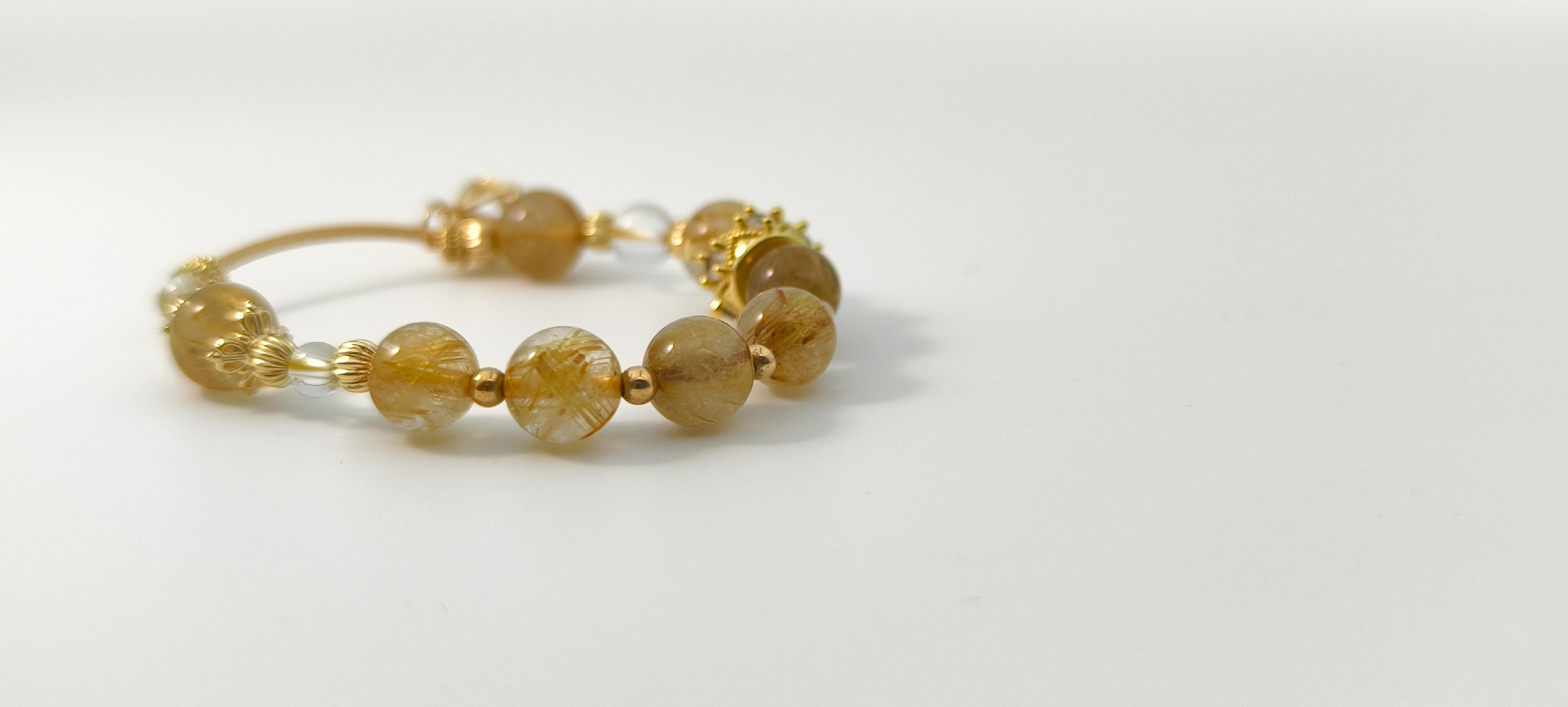 CU Lab - Crystal Bracelet