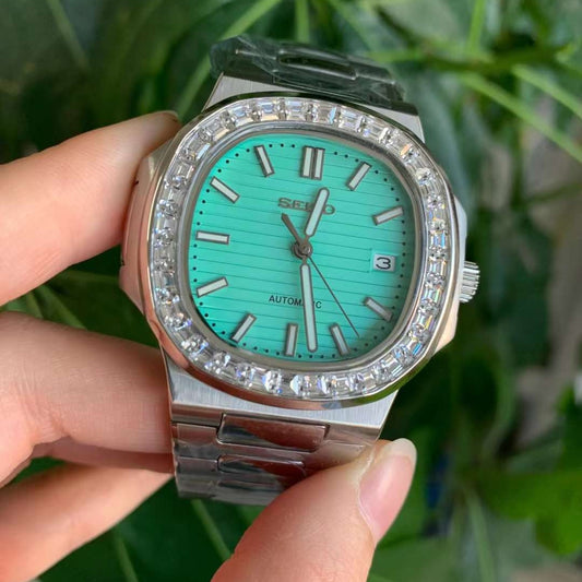 Patek Philippe Makes Tiffany Blue Nautilus