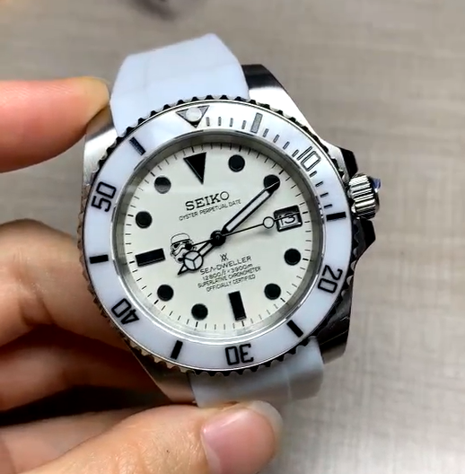 Seiko 40mm Automatic Submariner, White, Seiko Submar – Watch