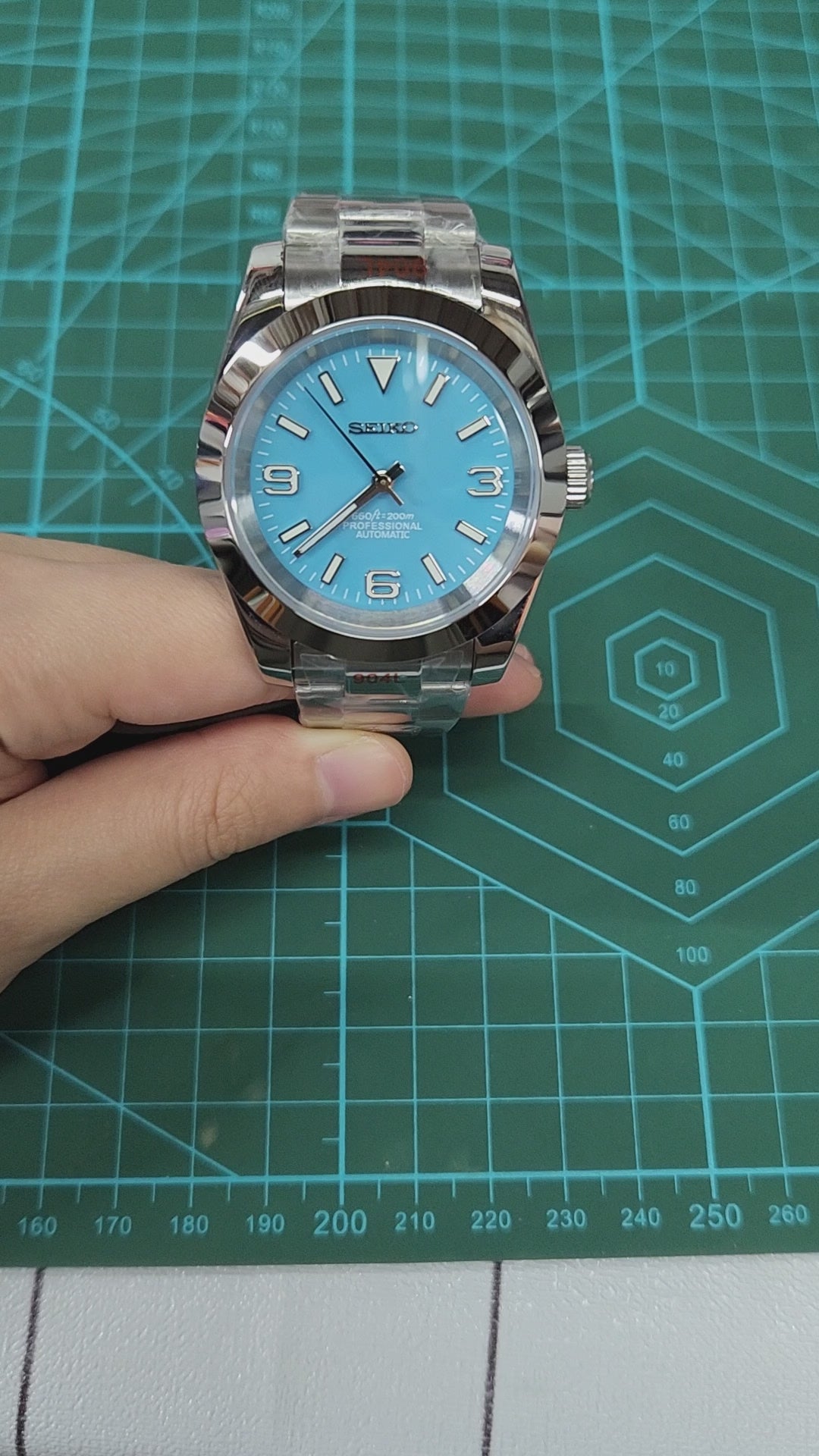 Seiko Explorer Mod Watch 39mm Automatic Tribute, Tiffany Blue, Oyster –  Watch Makeup