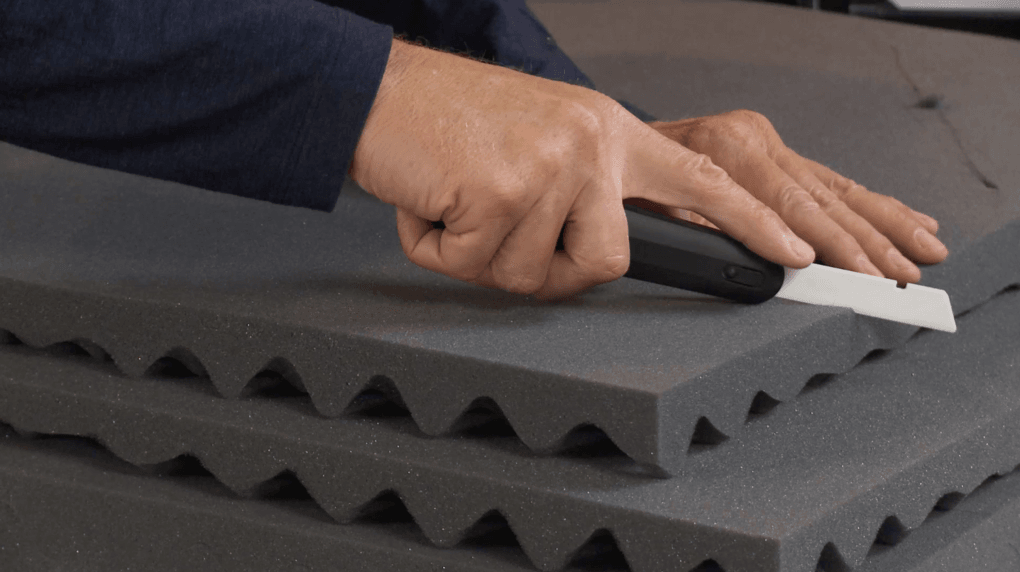 Safer Foam Cutting Tools With Finger-Friendly® Blades