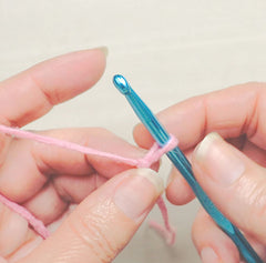 How to make a slip knot - step 6