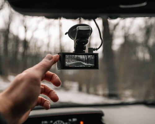 Benefits of Having a Front Dash Camera in the Event of a Truck