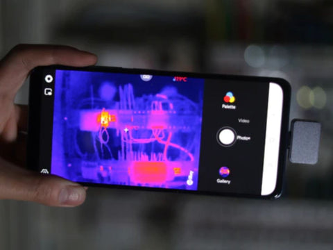 02 check electric issue with smartphone thermal imager