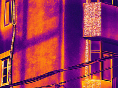 04 Thermal camera reveals insulation easily