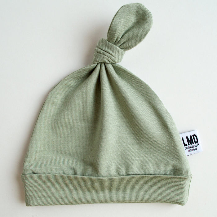 green baby hat