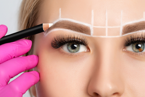 Custom eyebrow shaping