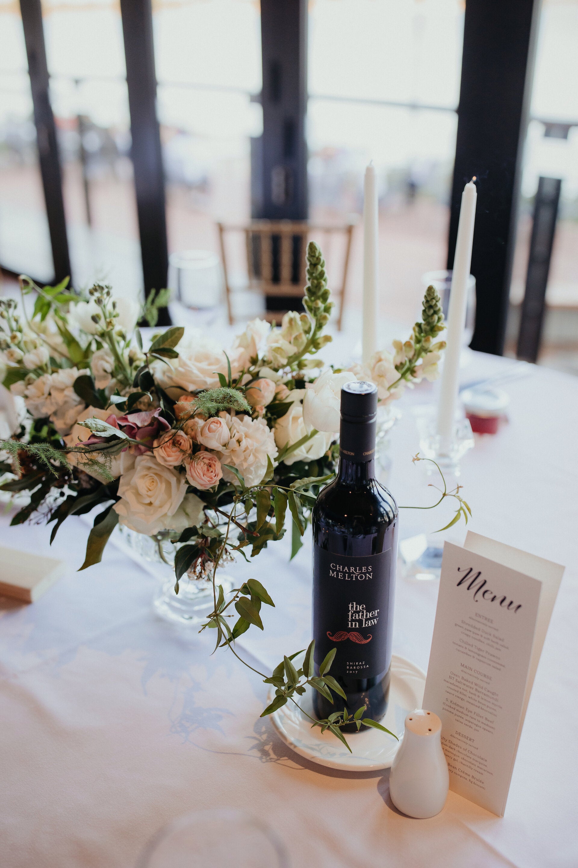 Floral centrepiece for a Darwin wedding at Pee Wees