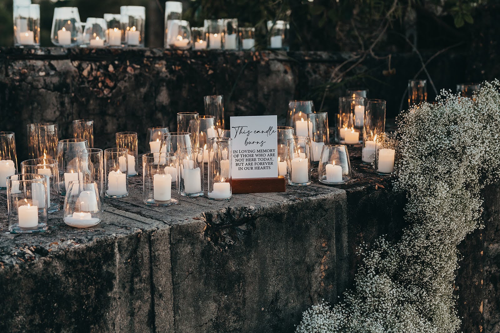 Mel and Paul - Beija Flor Real Wedding - Reception Slab Decoration