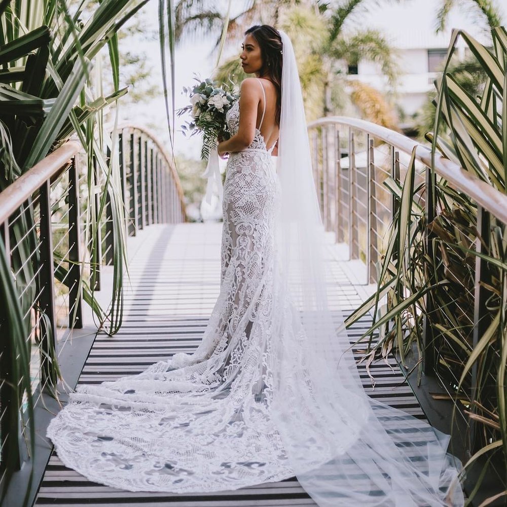 beautiful bride, Rosaline ready to depart Mindel Beach casino for the ceremony