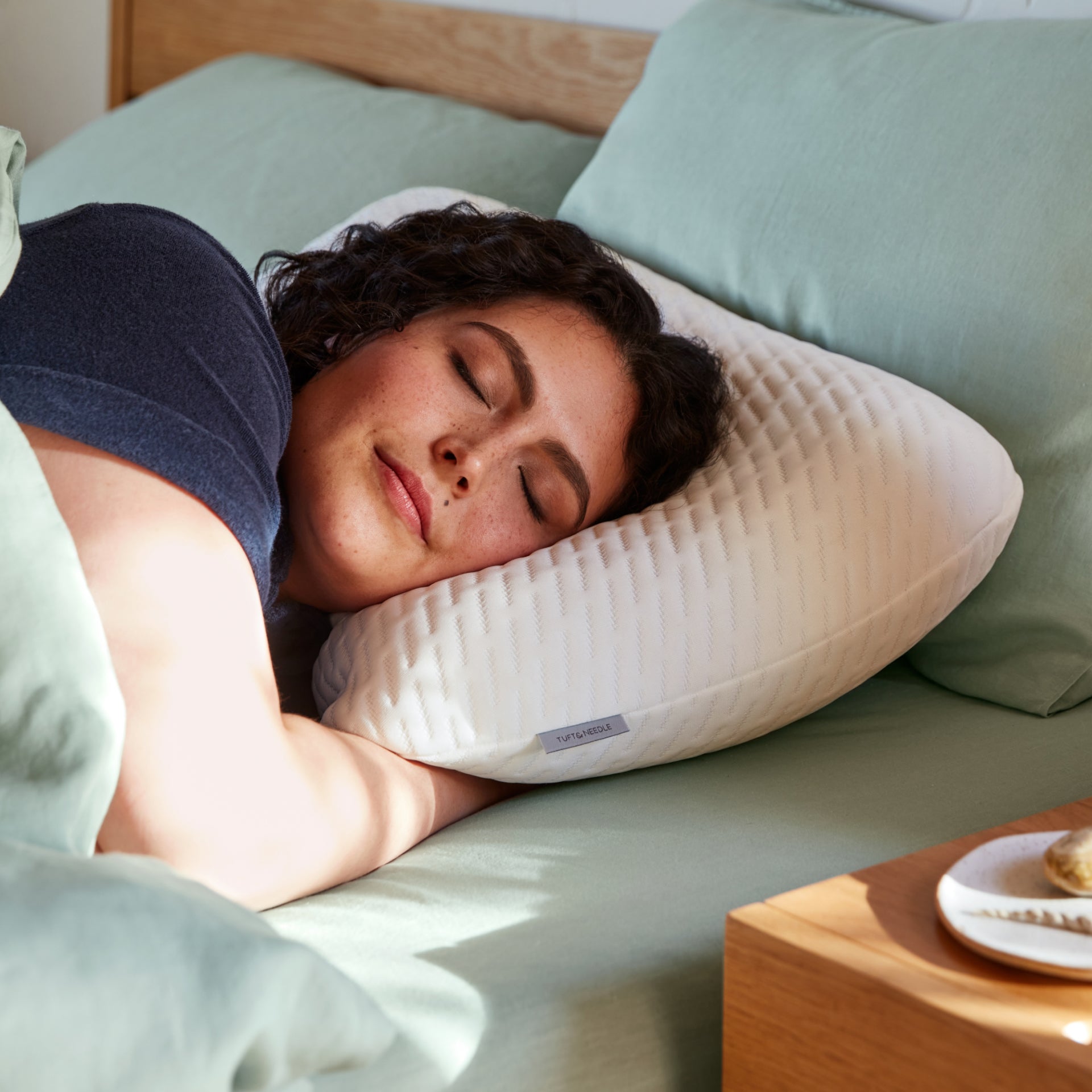 sleep easy memory foam pillow