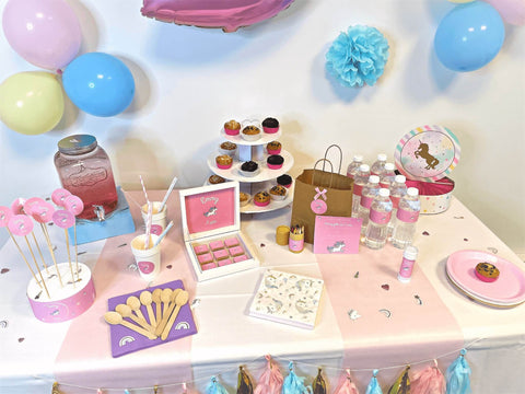 https://cdn.shopify.com/s/files/1/0636/1183/0493/files/Quelle_decoration_pour_un_anniversaire_box_deco_anniversaire_06_83_13_bapteme_fete_entreprise_soiree_a_theme_gender_reveal_baby_shower_birdal_shower_evj_DF_EVENTS_France_480x480.jpg?v=1673517567