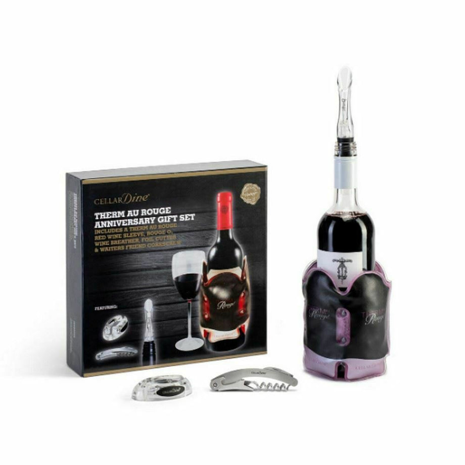 Thoughtfully Cocktails, Original Stormtrooper Make Your Own Infused Gin  Gift Set, Includes Stormtrooper Helmet Shaped Glass Bottle with a  Collection