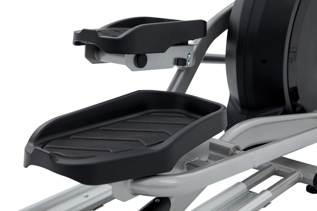 Spirit Fitness XE795 Elliptical Cardio