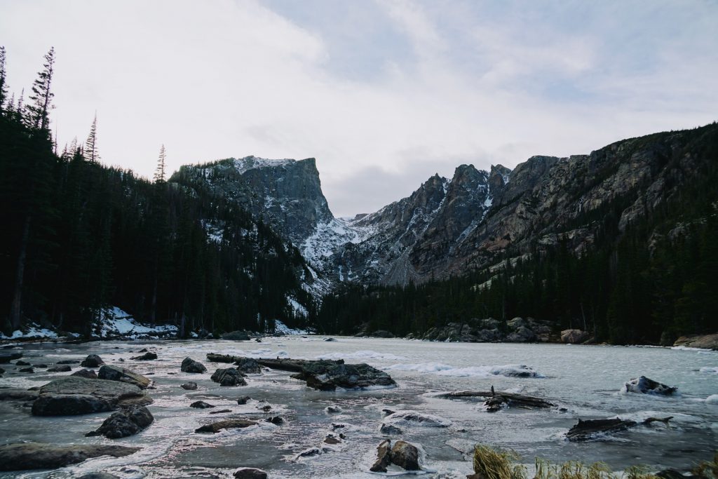 ideas for winter family photos