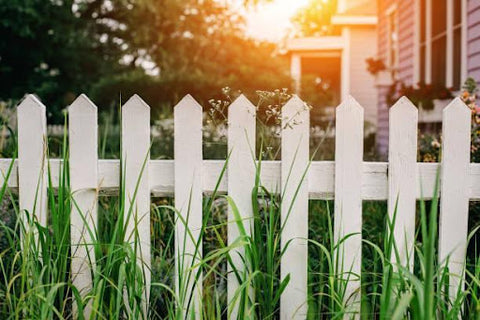 What is the difference between composite fencing and wooden fencing