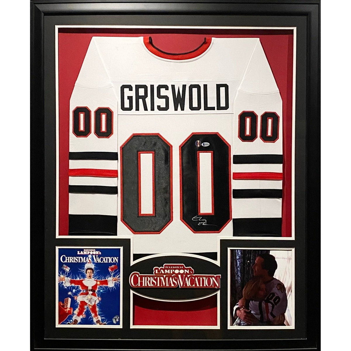 Chevy Chase Autographed White Christmas 'Griswold' Santa Jersey L