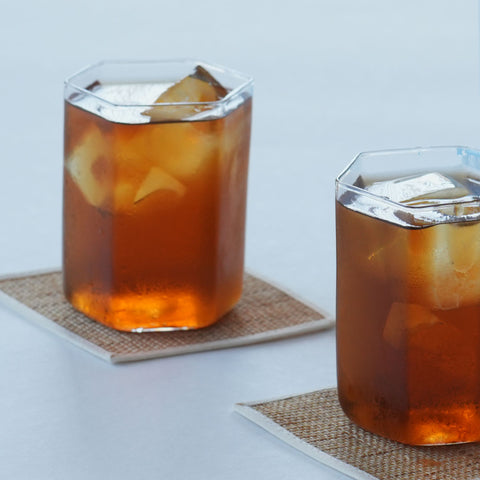 After taking a bath, we recommend drinking barley tea chilled in the refrigerator.