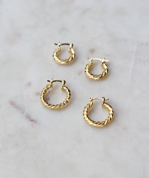 Classic twist hoop earrings.