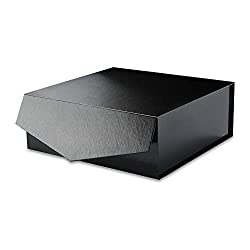 Black box with magnetic closer