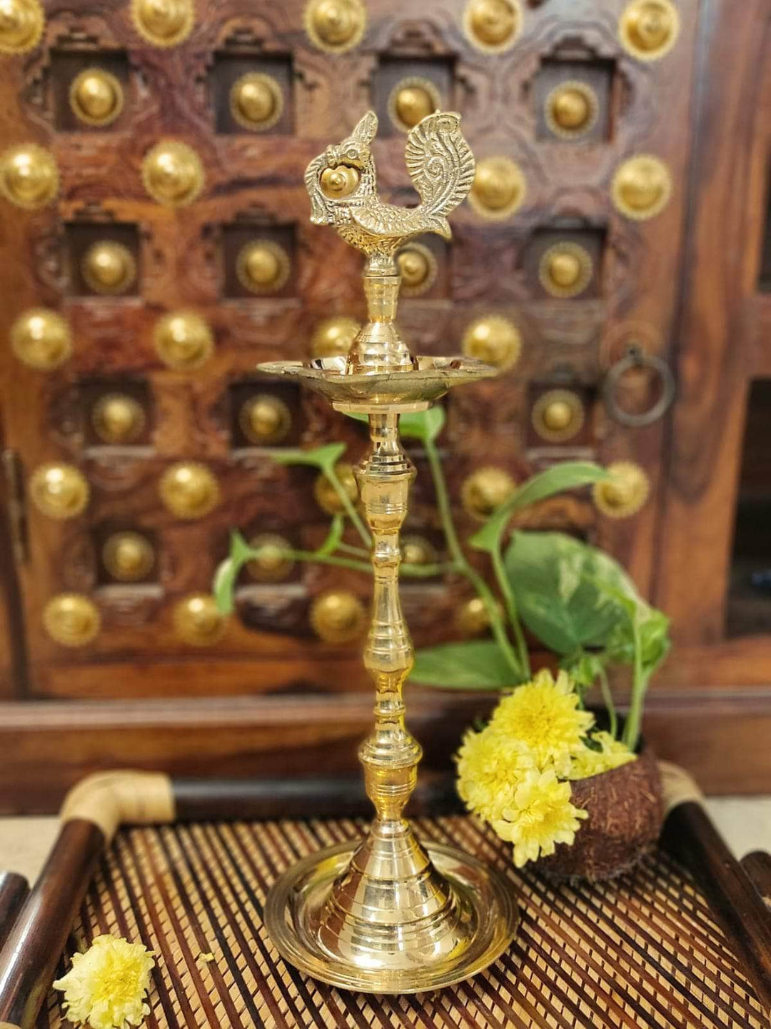 Traditional Brass Pooja Changu And Chakaram Vilakku Set – Sundari