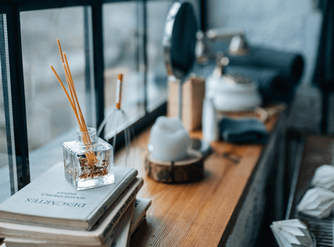 aromo scents prefers linen sprays over reed diffusers