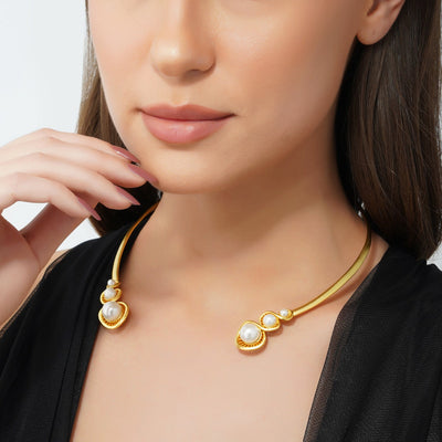 Go Getter Collar Necklace