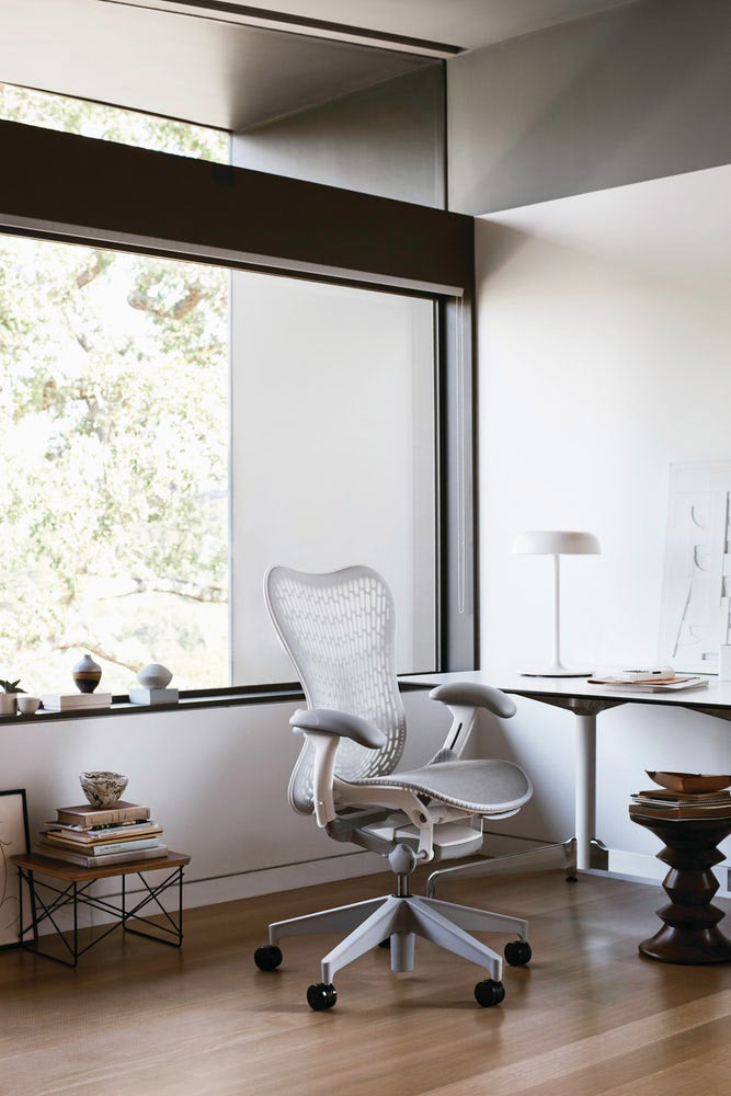 Ghế công thái học Herman Miller Mirra 2