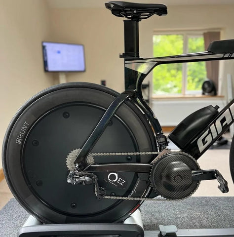 Hunt Wheel fitted with an EZ Disc to make you go faster in triathlon and cycling