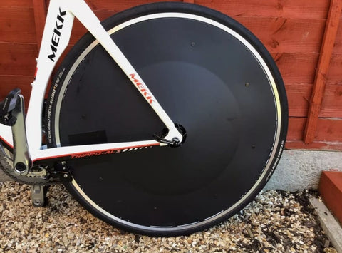 Fulcrum wheel fitted with an EZ Disc to make you go faster in triathlon and time trial.