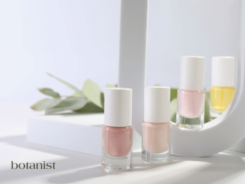 Top Elegant Nail Colors for Summer