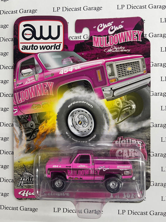 AUTO WORLD 1987 Chevy Silverado R10 Fleetside Silver/ Black Truck